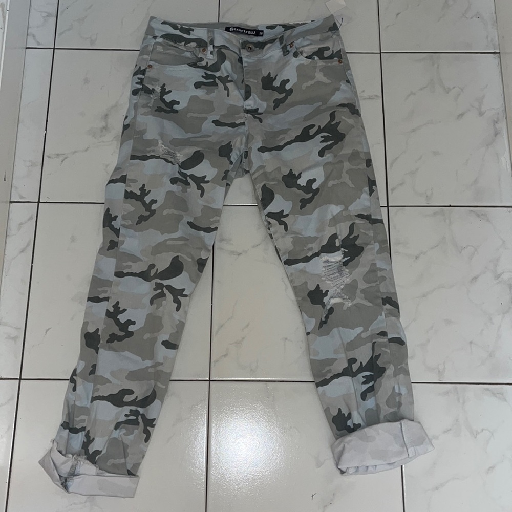 TractrBLU Camo Jeans